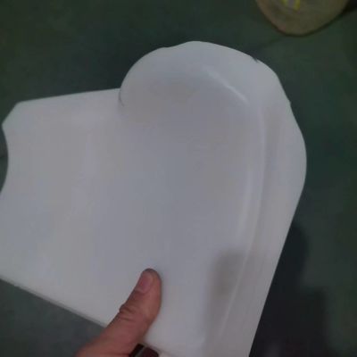 علبة غاز/وقود بلاستيكية ذات شكل خاص مصنعة من قبل خدمة معالجة التشكيل المهنية لـ HDPE/LDPE/PP