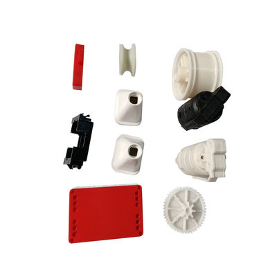 القالب البلاستيكي المخصص للحقن مع مادة P20/718/738/NAK80/S136 و 250000-300000 طلقة عمر القالب لمدة 7-15 يوما التسليم
