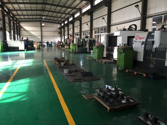 P20/718/738/NAK80/S136/2738/2316 الألوان المخصصة تصنيع القوالب البلاستيكية الحقنية لصناعة القوالب الحقنية المخصصة