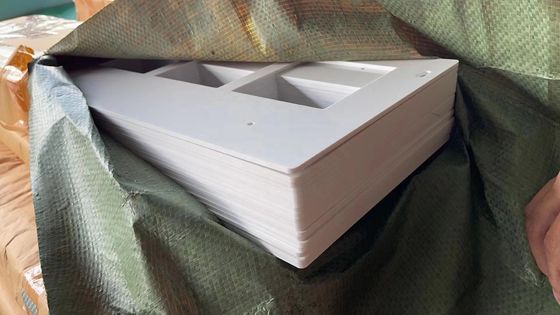 خدمة قطع لوحة بلاستيكية / صفيحة ABS / أكريليك / PP / PET / HDPE لمعالجة متطلبات العملاء